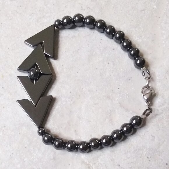 Inner Peace, Control & Calm! Unique Feminine Hematite Bracelet! 7-7.5" Wrist - Picture 5 of 8